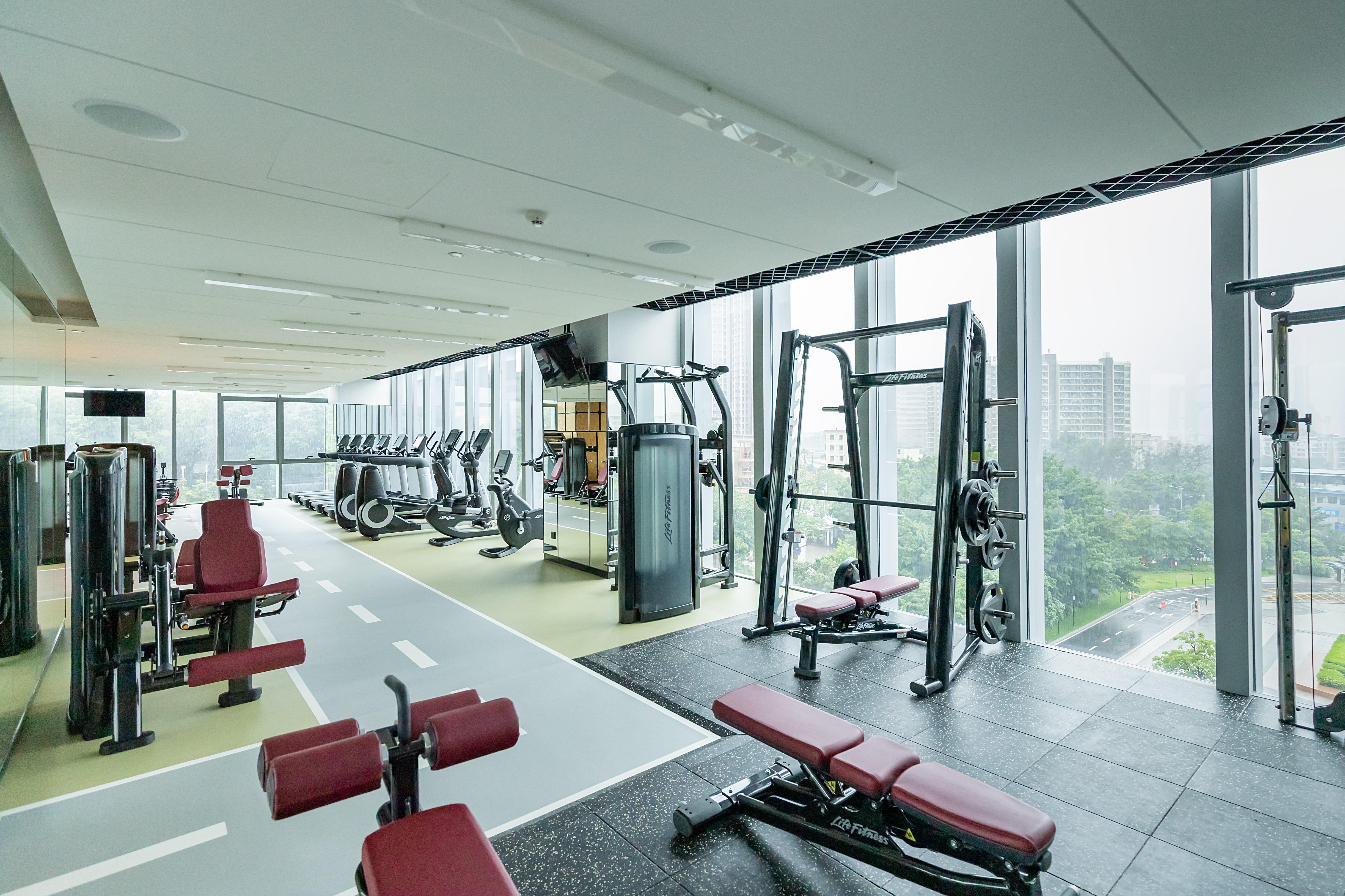 Holiday Inn Guangzhou South Lake Hotel - Ideal For Business & Leisure Esterno foto