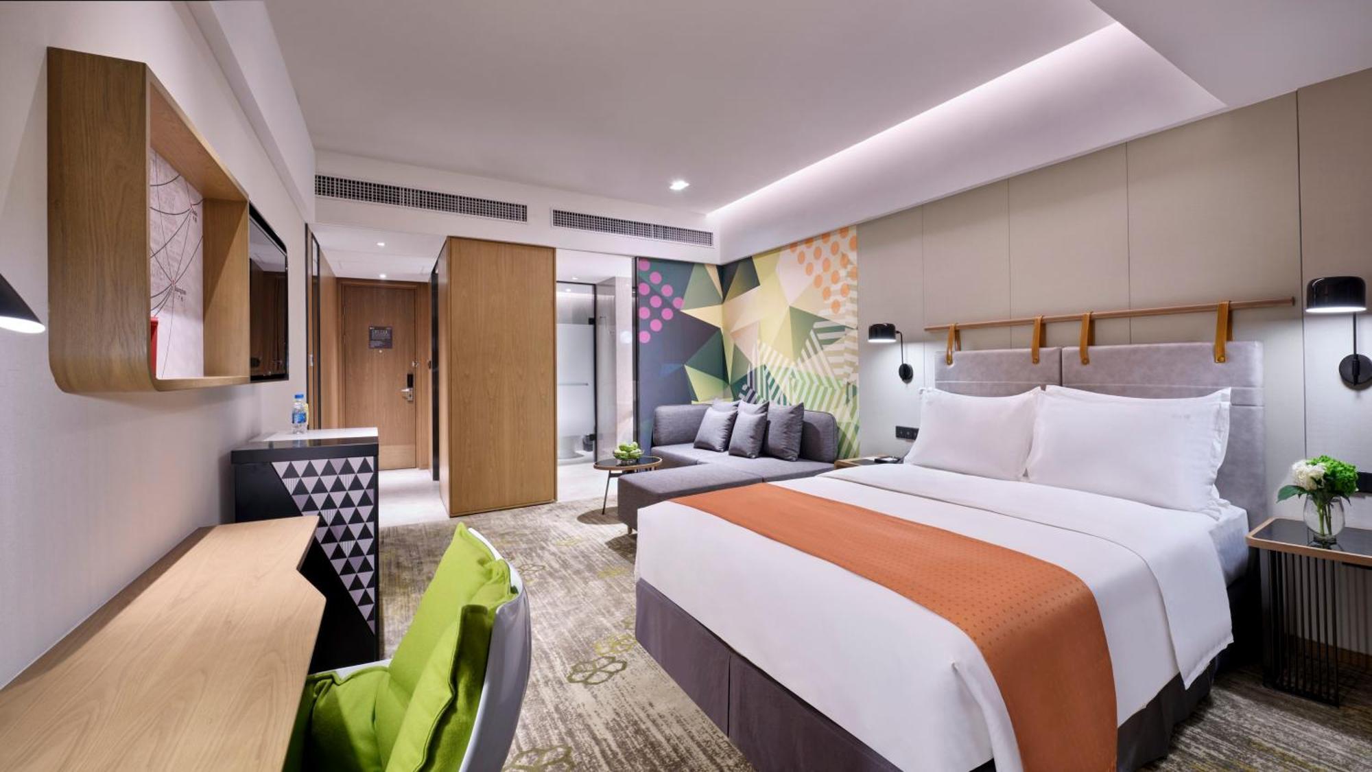 Holiday Inn Guangzhou South Lake Hotel - Ideal For Business & Leisure Esterno foto